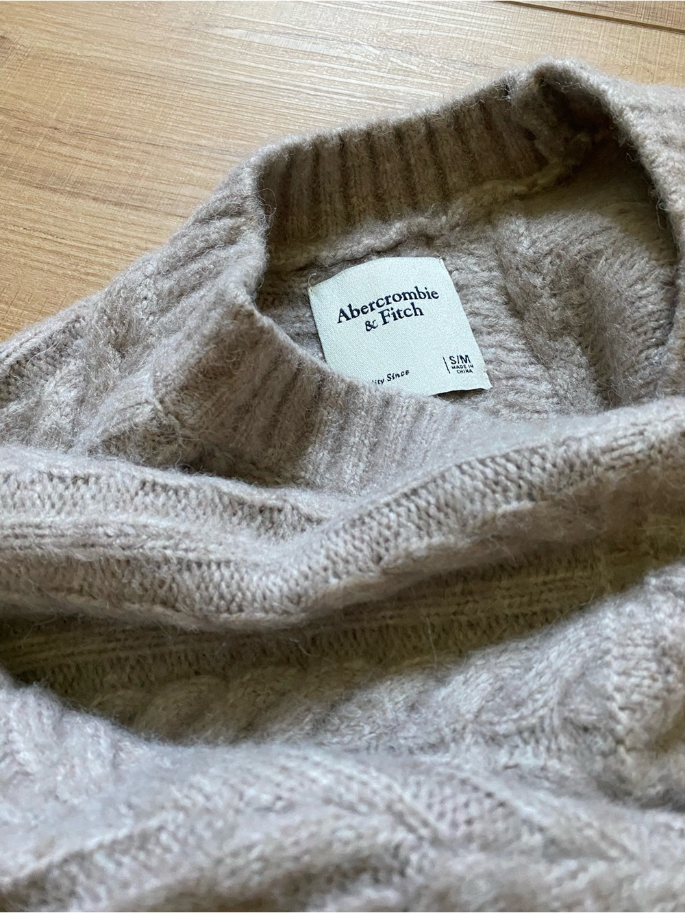 Abercrombie & Fitch Women's Cable Knit Sweater - Mauve